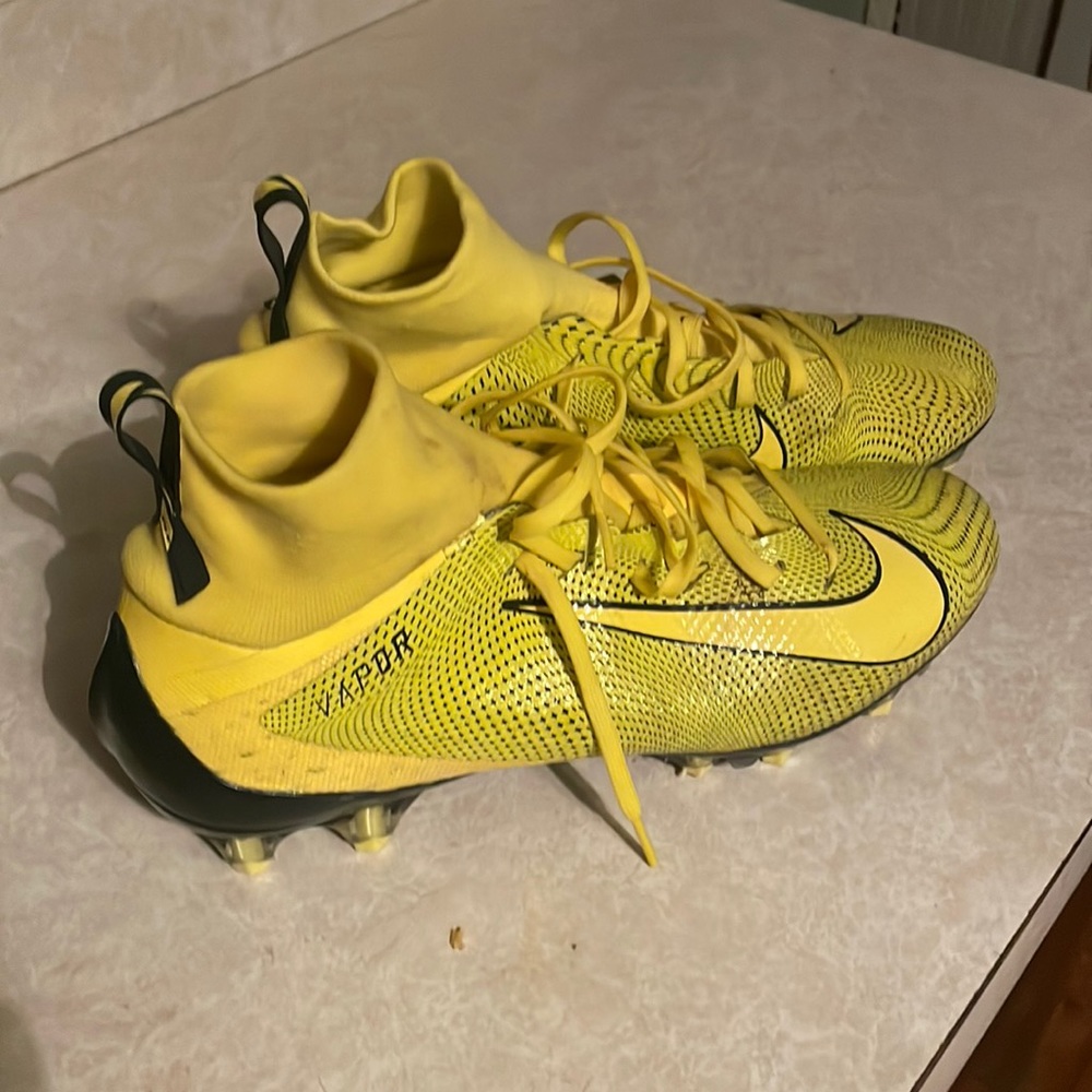 Used Nike Vapor Untouchable Pro 3 cleats